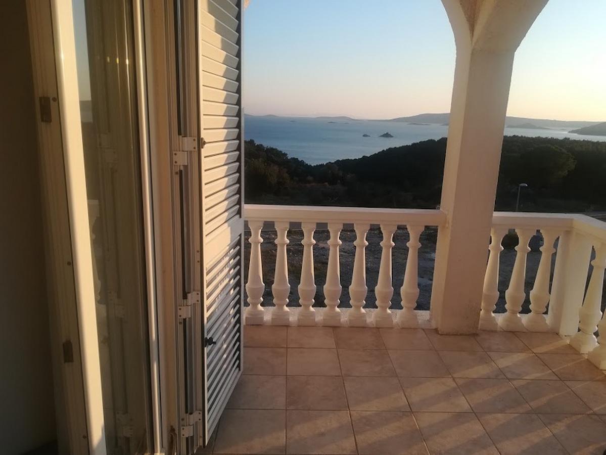 Apartments Barisic Hrvatskih Zrtava 404 Seget Vranjica Trogir Zewnętrze zdjęcie