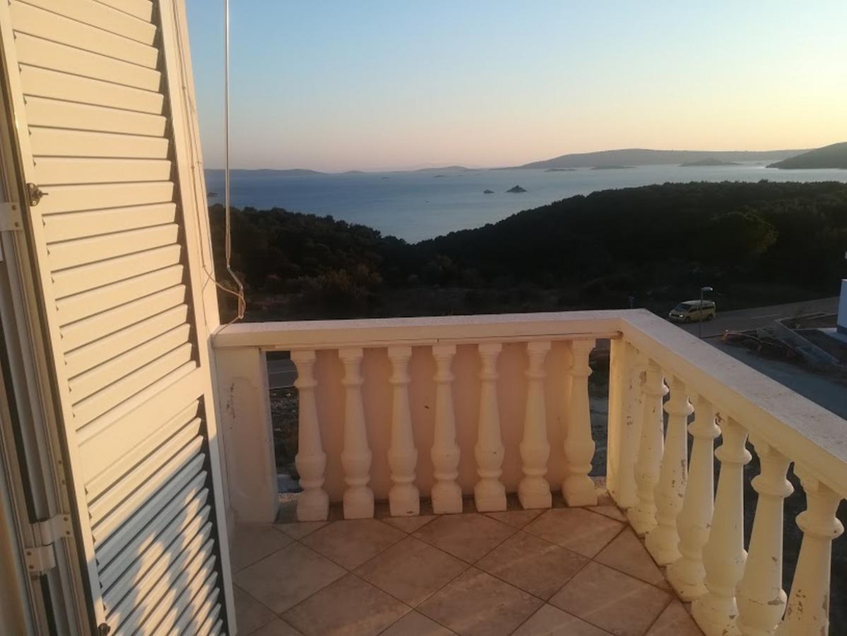 Apartments Barisic Hrvatskih Zrtava 404 Seget Vranjica Trogir Zewnętrze zdjęcie