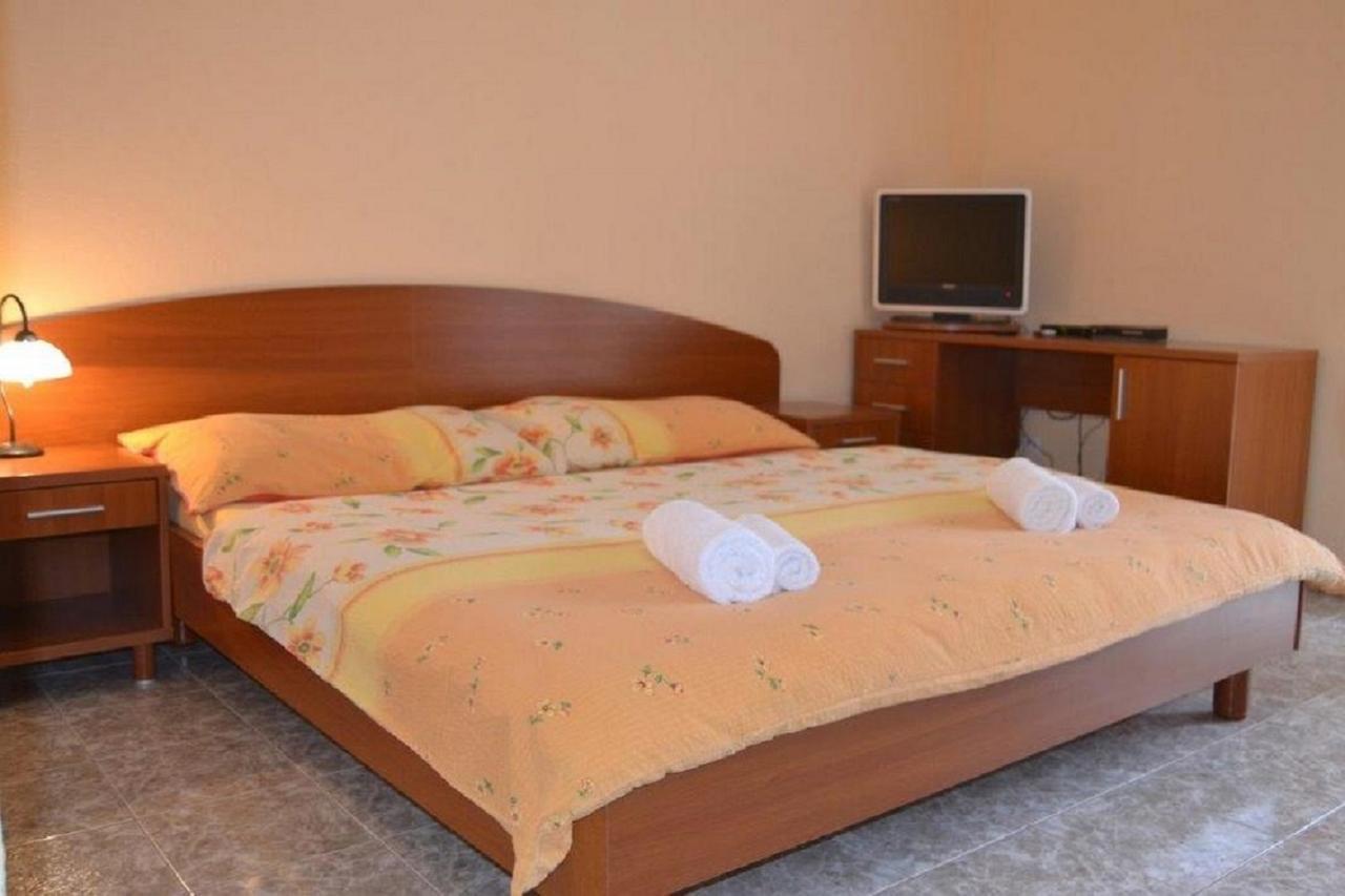 Apartments Barisic Hrvatskih Zrtava 404 Seget Vranjica Trogir Zewnętrze zdjęcie