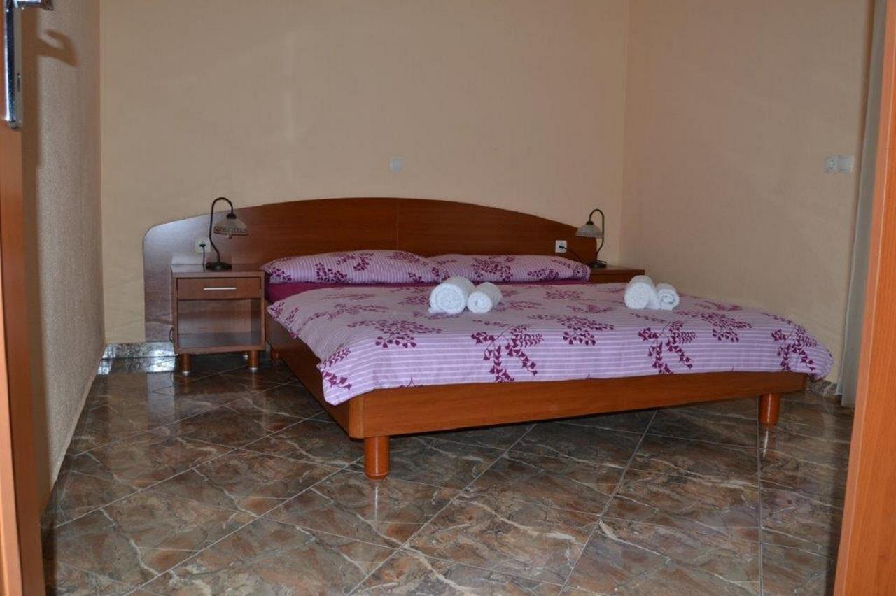 Apartments Barisic Hrvatskih Zrtava 404 Seget Vranjica Trogir Zewnętrze zdjęcie